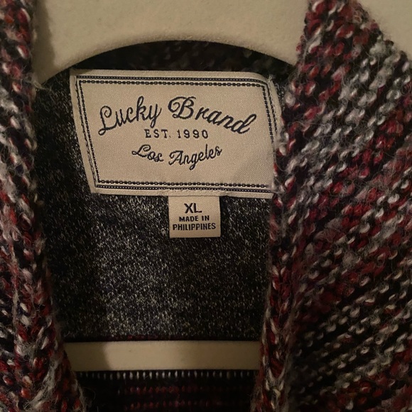 Winter Wool Cardigan - Picture 2 of 4